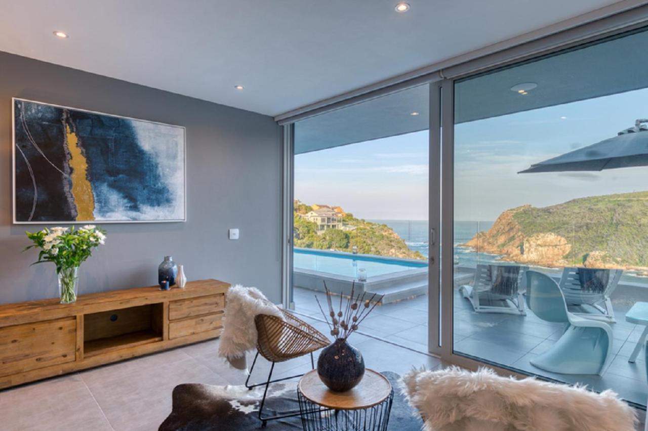 Crown On The Heads Hotel Knysna Bagian luar foto